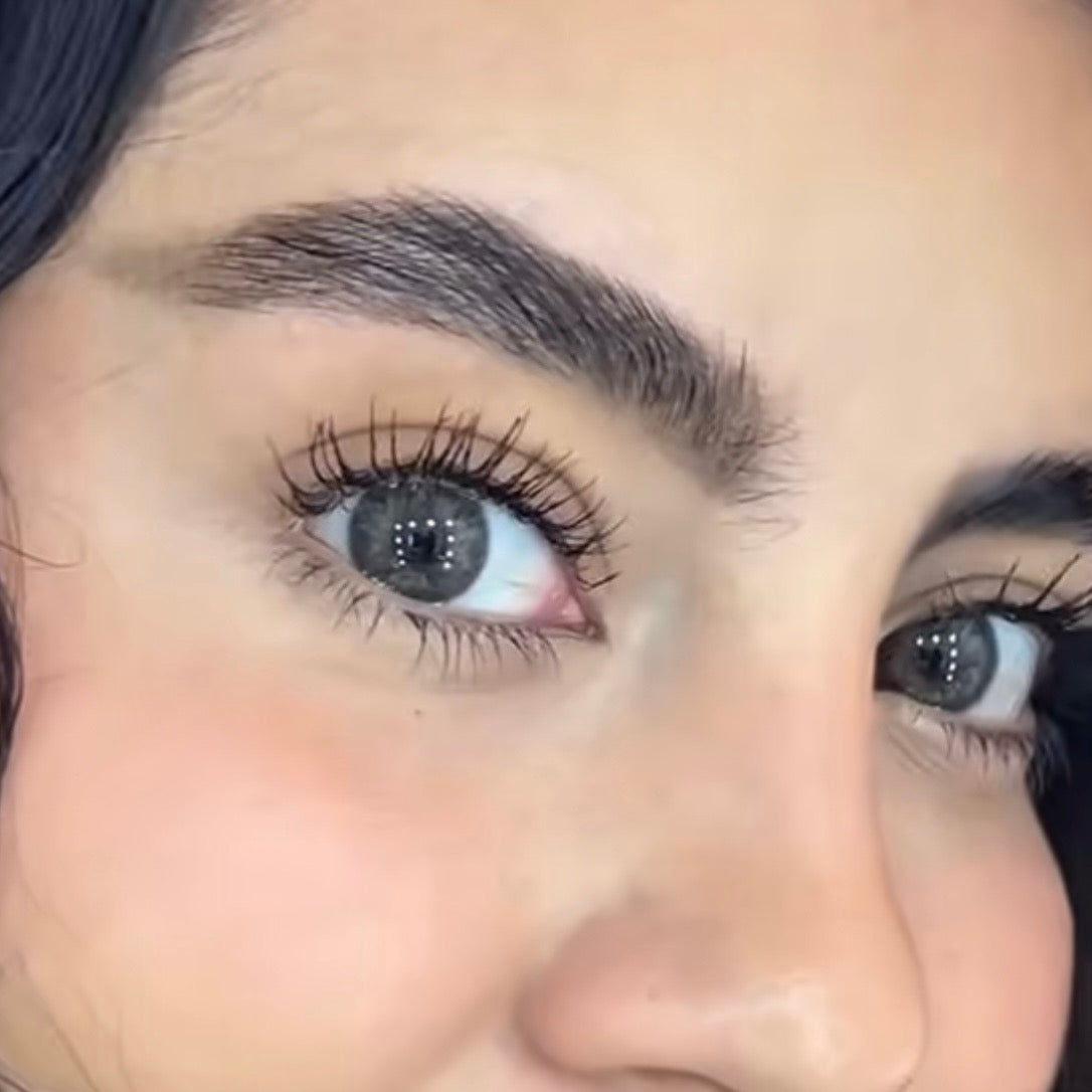 Lentes de Contacto Russian Gray | Gris Natural Elegante 14.2 mm - Vikeesy